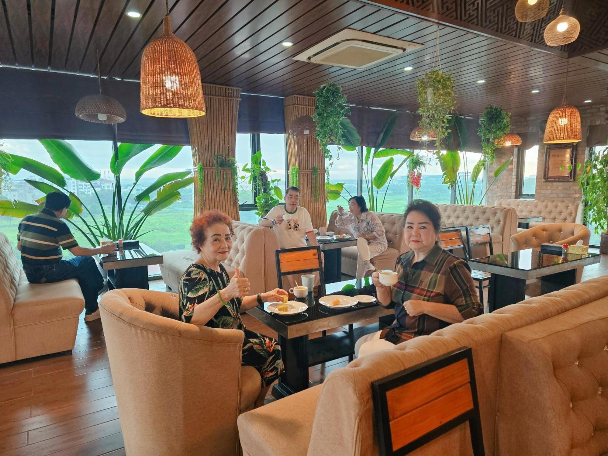 Kawasaki Noi Bai Airport Hotel Екстериор снимка