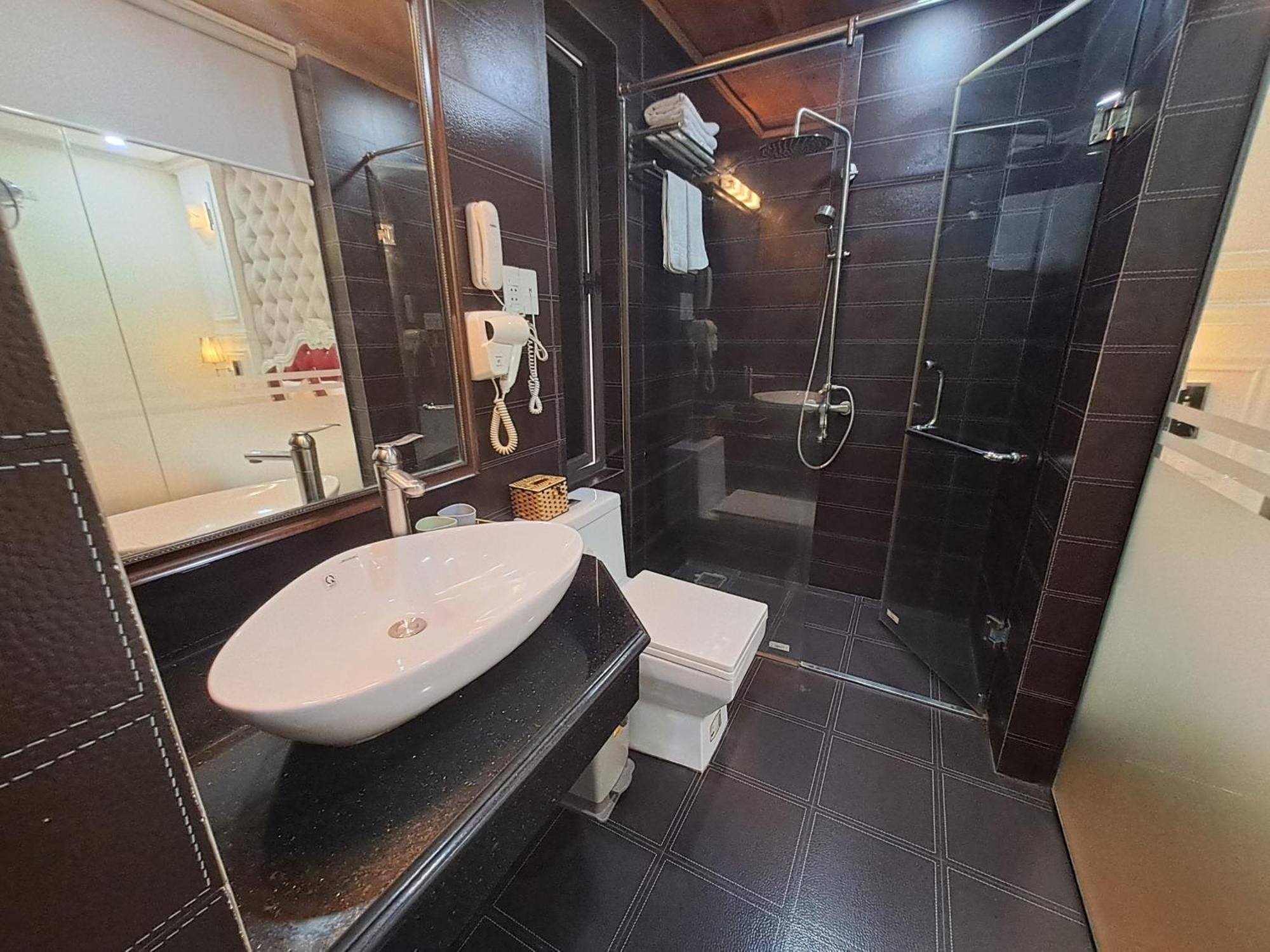 Kawasaki Noi Bai Airport Hotel Екстериор снимка