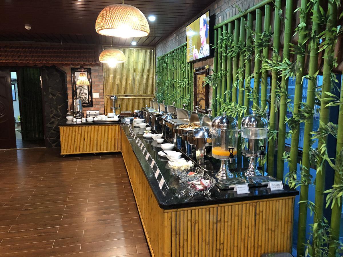 Kawasaki Noi Bai Airport Hotel Екстериор снимка